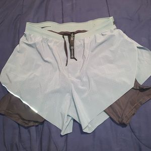 Men’s Lululemon surge shorts with liner